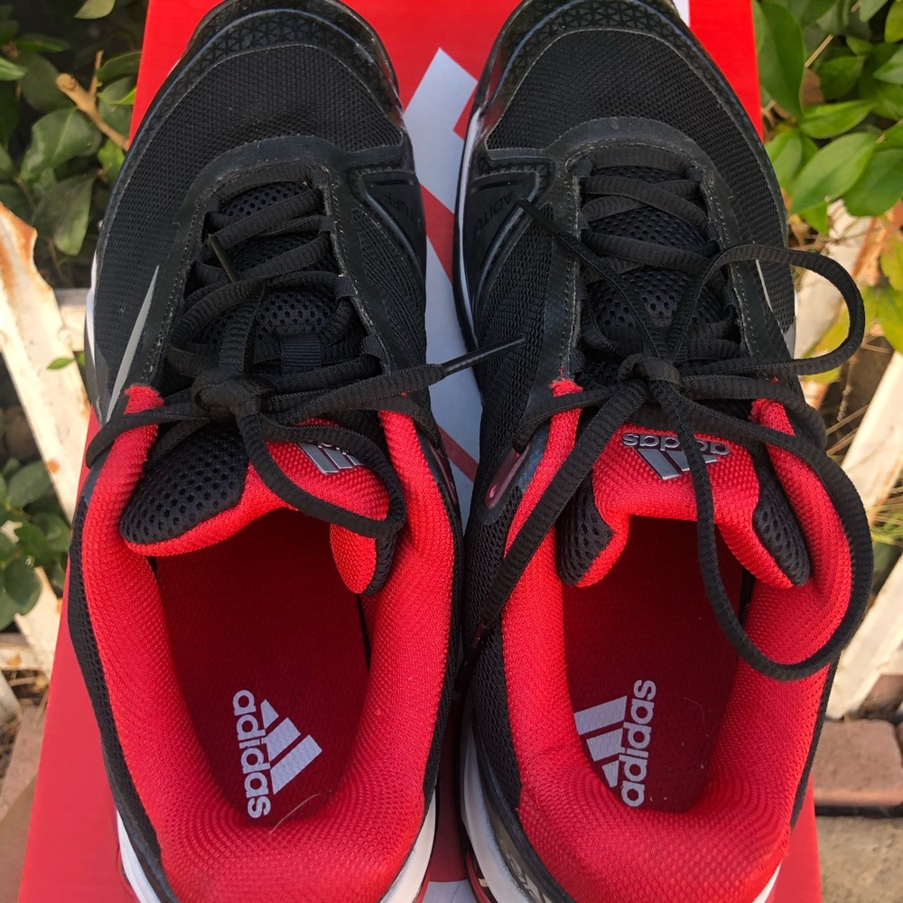 Men’s Adidas Sneakers - size 10